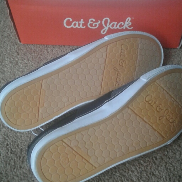 NWT Cat & Jack shoes - Picture 3 of 4
